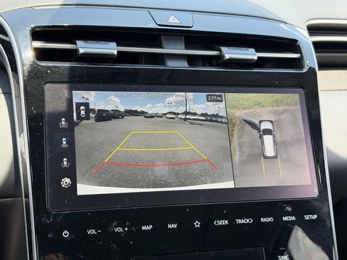 Used 2023 Hyundai Tucson Limited FWD image 14