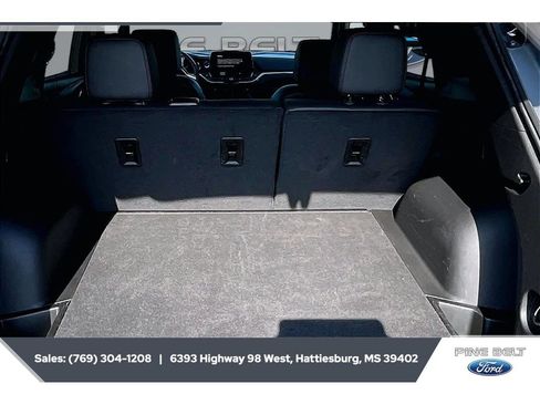 Used 2025 Chevrolet Blazer RS FWD image 21