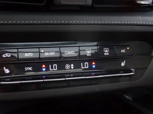 Used 2023 Buick Envision Essence w/ Sport Touring Package FWD image 33