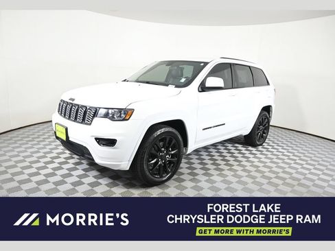 Used 2021 Jeep Grand Cherokee Laredo X AWD/4WD image 1