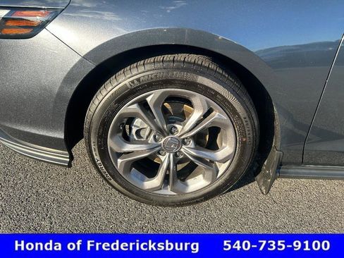 Used 2024 Honda Accord EX image 31