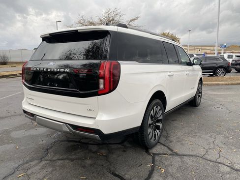 New 2026 Ford Expedition Max Platinum w/ Driver's Package image 7