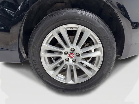 Used 2020 Jaguar F-PACE Prestige image 45