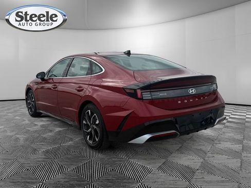 Used 2025 Hyundai Sonata SEL FWD image 3