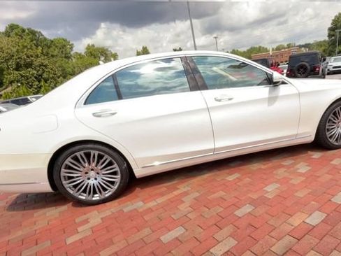 Used 2017 Mercedes-Benz S 550 Sedan image 2