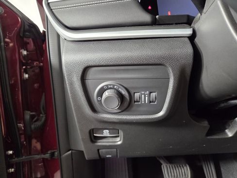 Certified 2024 Jeep Grand Cherokee L Altitude image 21