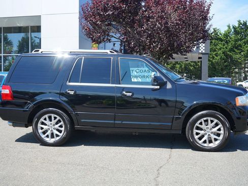 Used 2016 Ford Expedition Limited AWD/4WD image 6