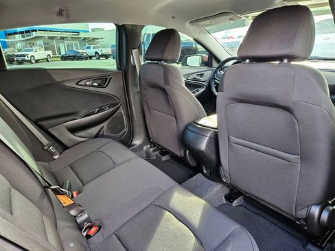 Used 2023 Chevrolet Malibu RS image 33