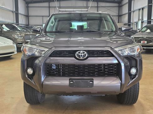 Used 2016 Toyota 4Runner SR5 Premium AWD/4WD image 2