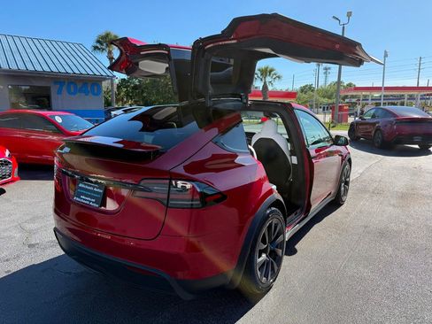 Used 2023 Tesla Model X image 5