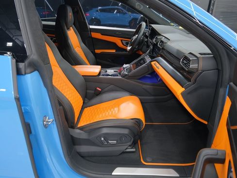 Used 2022 Lamborghini Urus image 38