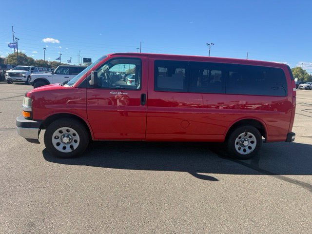 Used 2014 Chevrolet Express 1500 LT w/ LT Preferred Equipment Group AWD/4WD image 7
