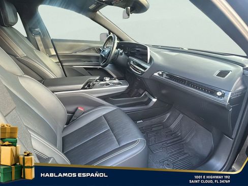 Used 2024 Cadillac Lyriq Luxury w/ LPO, Floor Liner Package image 32