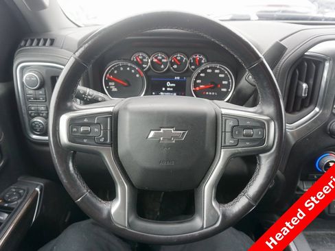 Used 2022 Chevrolet Silverado 1500 LT Trail Boss w/ Convenience Package II image 3