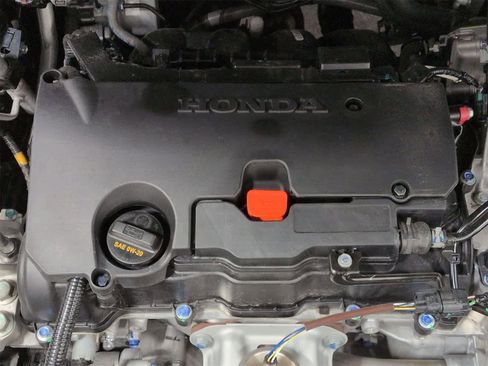 Used 2023 Honda HR-V LX image 15