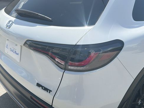 Certified 2026 Honda HR-V Sport image 29