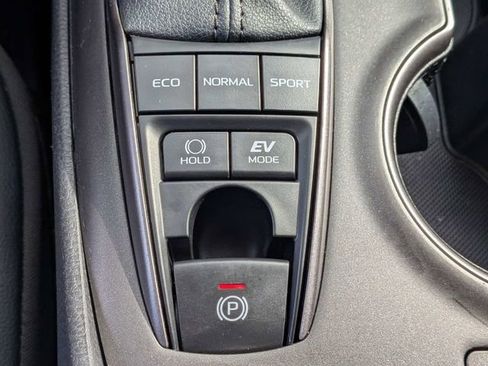 Used 2024 Toyota Camry XSE FWD image 23