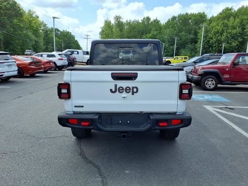 Used 2023 Jeep Gladiator Rubicon w/ LED Lighting Group AWD/4WD image 7