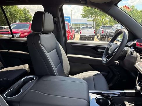 New 2026 Chevrolet Tahoe Premier w/ Sun And Tow Package AWD/4WD image 14