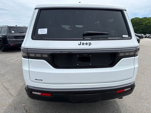 New 2026 Jeep Grand Wagoneer Limited AWD/4WD image 4