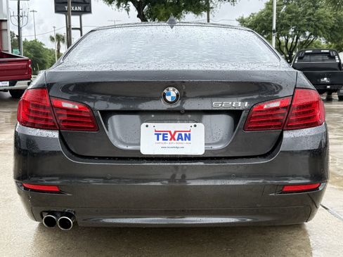 Used 2014 BMW 528i Sedan RWD image 6