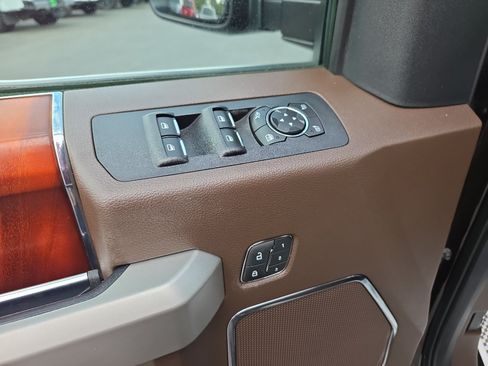 Used 2019 Ford F150 King Ranch w/ Equipment Group 601A Luxury AWD/4WD image 14