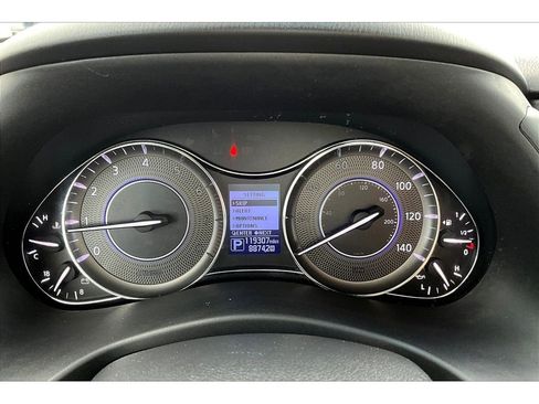 Used 2017 INFINITI QX80 4WD image 13