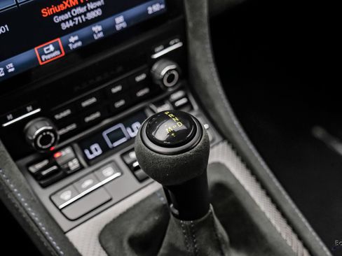 Used 2025 Porsche 718 Cayman GT4 RS image 70