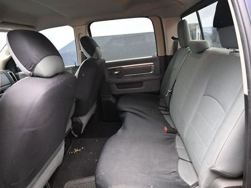 Used 2019 RAM 1500 Classic SLT AWD/4WD image 28