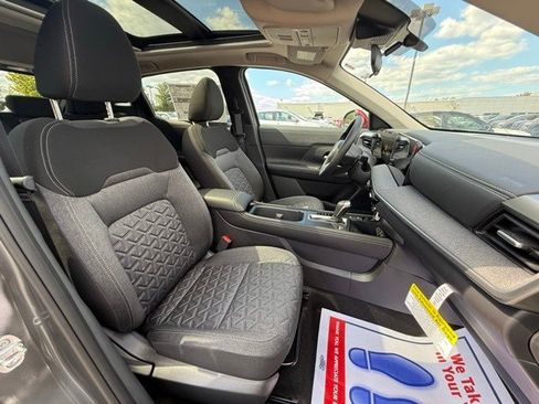 New 2025 Nissan Kicks SV w/ SV Premium Package image 17