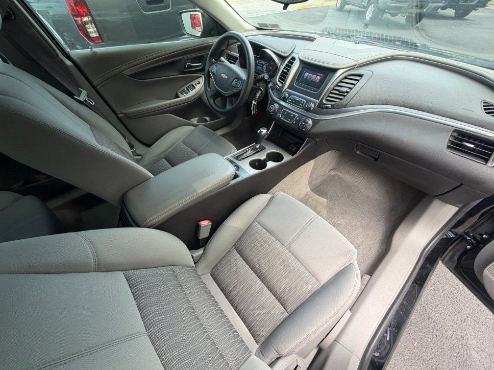 Used 2017 Chevrolet Impala LS FWD image 10