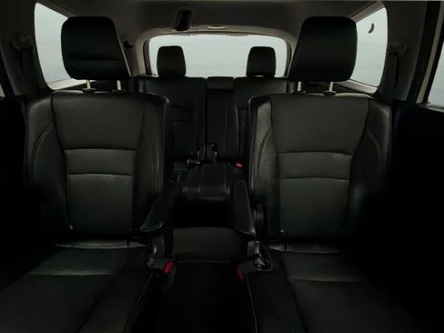 Used 2017 Honda Pilot Elite image 18
