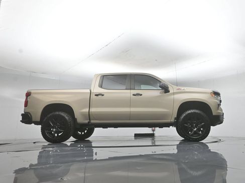 Used 2022 Chevrolet Silverado 1500 LT Trail Boss w/ Convenience Package II AWD/4WD image 50