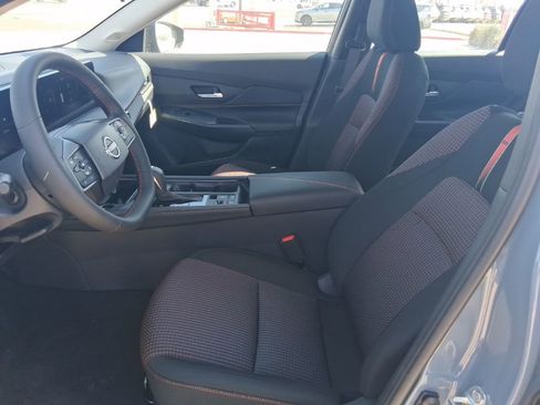 New 2026 Nissan Sentra SR w/ Floor Mat Package FWD image 23