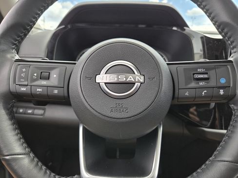 Used 2024 Nissan Pathfinder SL w/ SL Premium Package AWD/4WD image 30