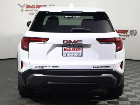 Used 2026 GMC Terrain Elevation AWD/4WD image 6