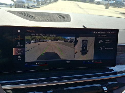 Used 2023 BMW X7 xDrive40i w/ M Sport Package AWD/4WD image 20