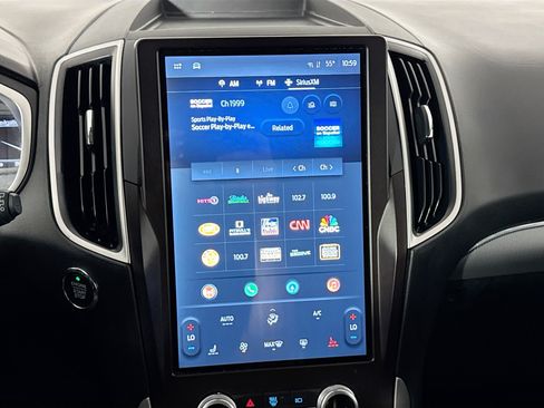 Used 2021 Ford Edge SEL AWD/4WD image 29