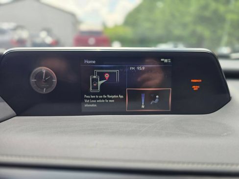 Used 2021 Lexus UX 200 w/ Accessory Package (Z1) FWD image 24
