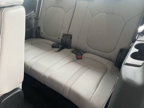 Certified 2025 Honda Pilot EX-L image 15