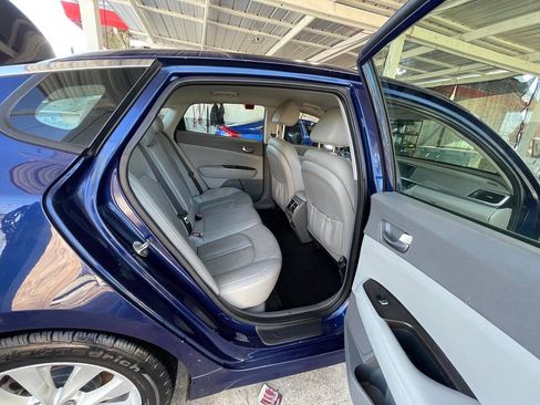 Used 2018 Kia Optima EX FWD image 11