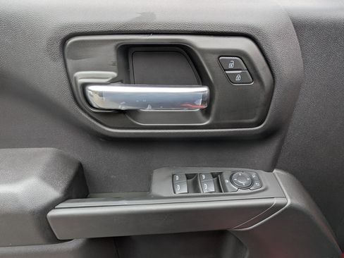 Used 2025 Chevrolet Silverado 1500 Custom w/ Turbomax Blackout Package image 15