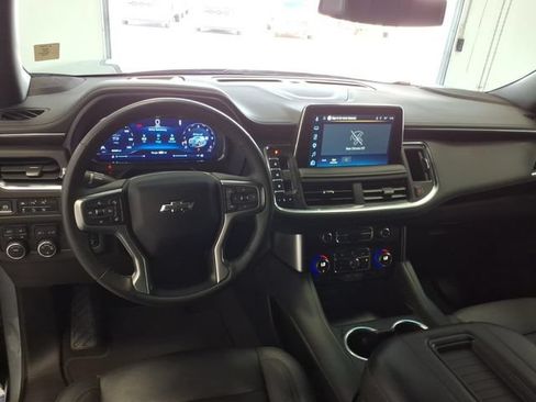 Used 2024 Chevrolet Suburban Z71 w/ Luxury Package AWD/4WD image 16