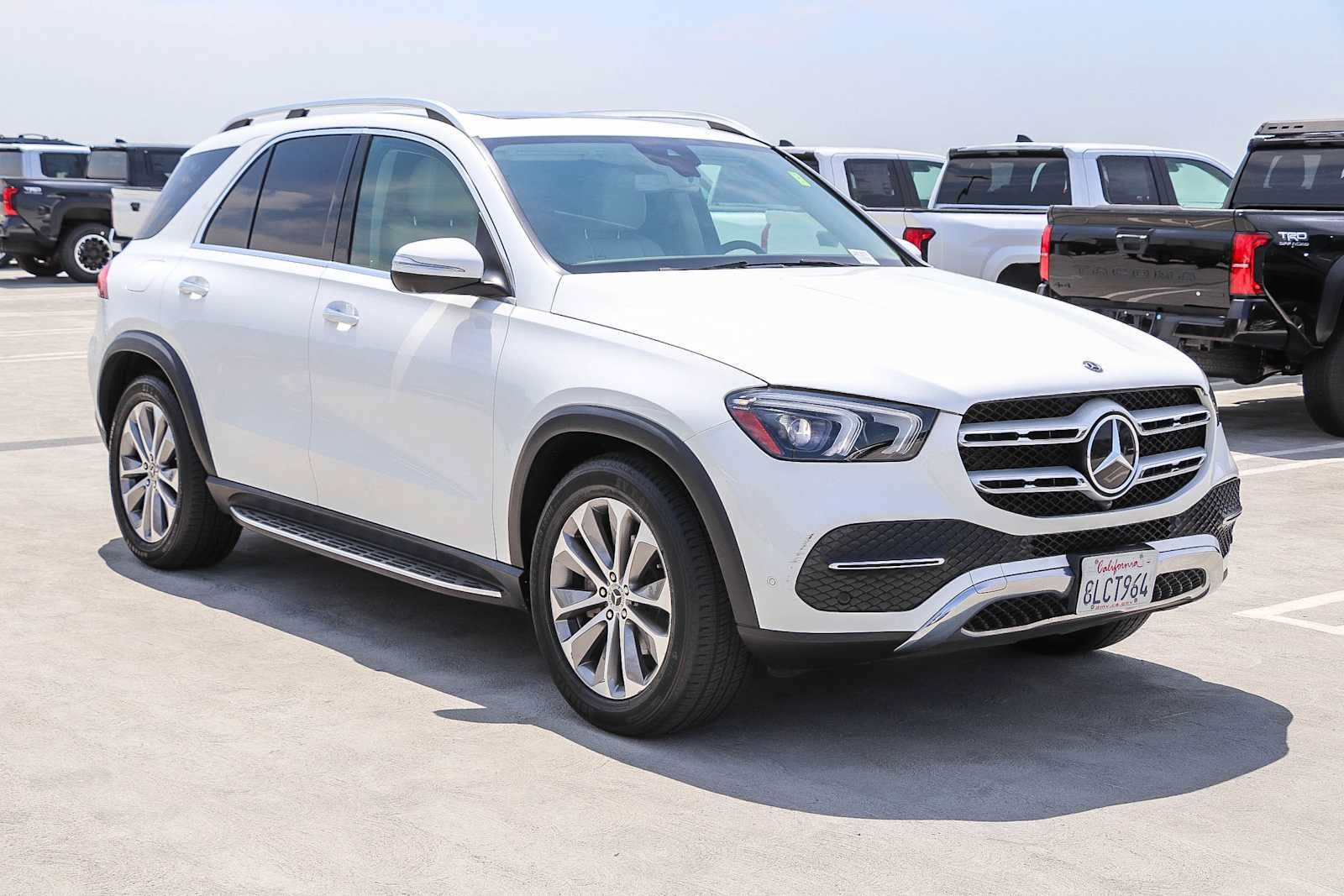 Used 2020 Mercedes-Benz GLE 350 4MATIC image 3