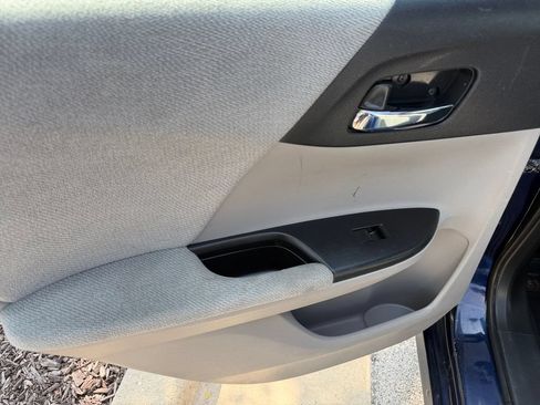 Used 2013 Honda Accord LX image 33