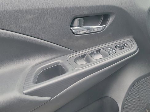 Certified 2025 Nissan Versa SV w/ Trunk Package image 7