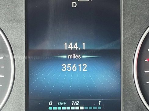 Used 2024 Mercedes-Benz Sprinter 2500 image 33