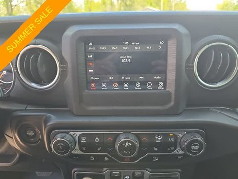 Certified 2018 Jeep Wrangler Unlimited Sahara AWD/4WD image 17