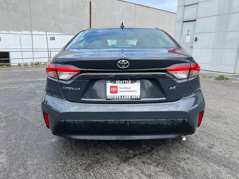 Certified 2025 Toyota Corolla LE FWD image 5