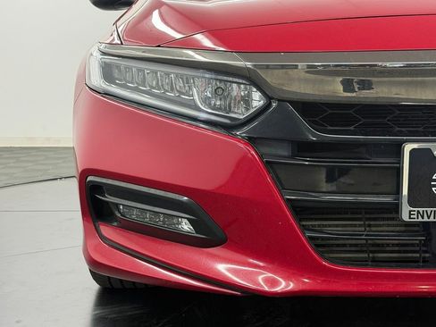 Used 2019 Honda Accord Sport image 9
